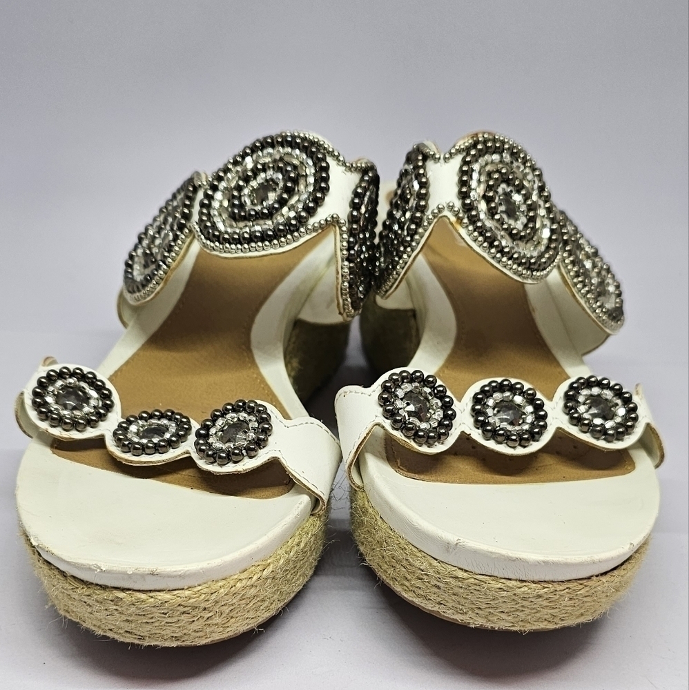 Size 8 | Kohls White Beaded Wedges - Picture 3 of 5